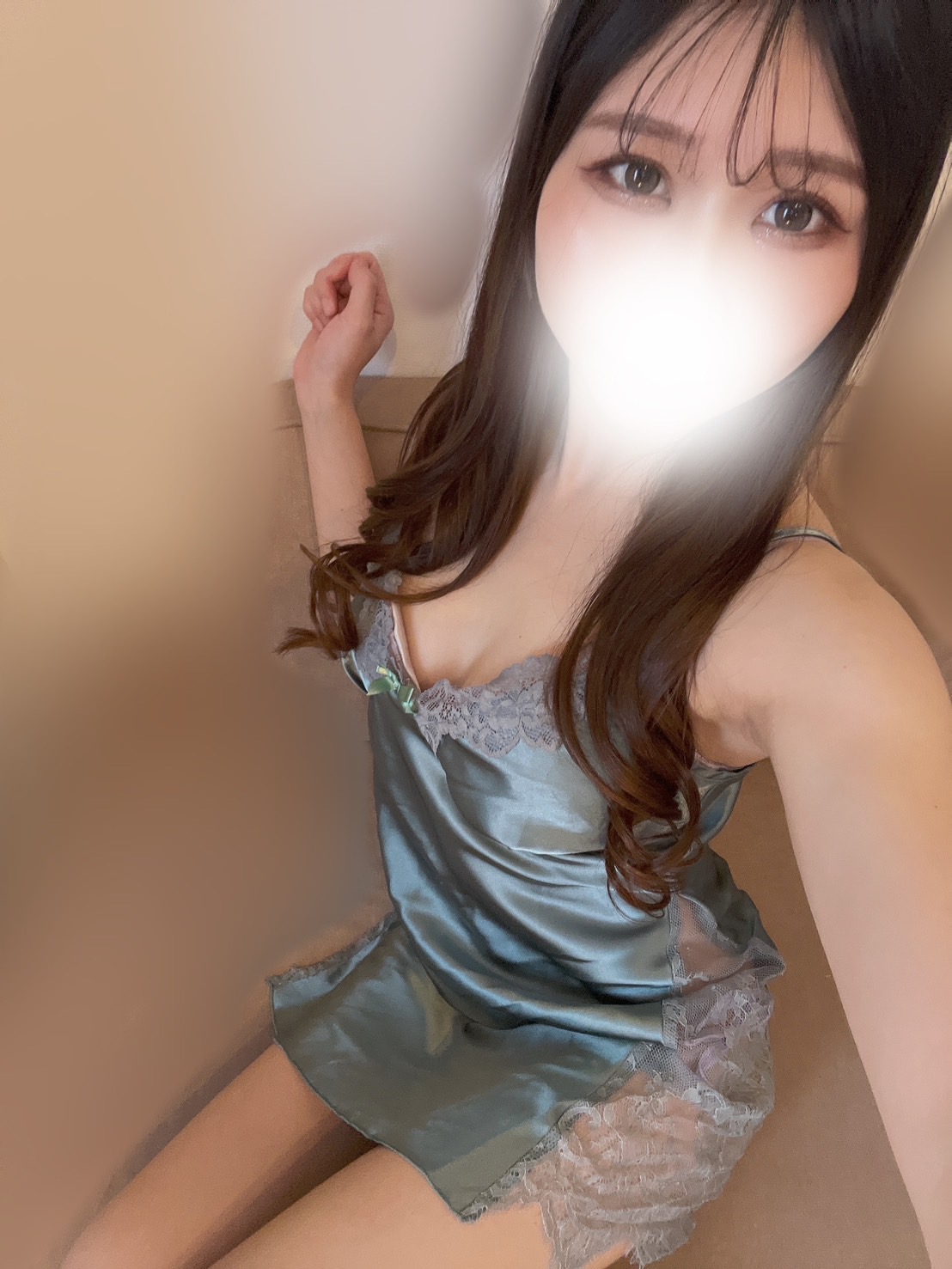 倉持ゆりあ